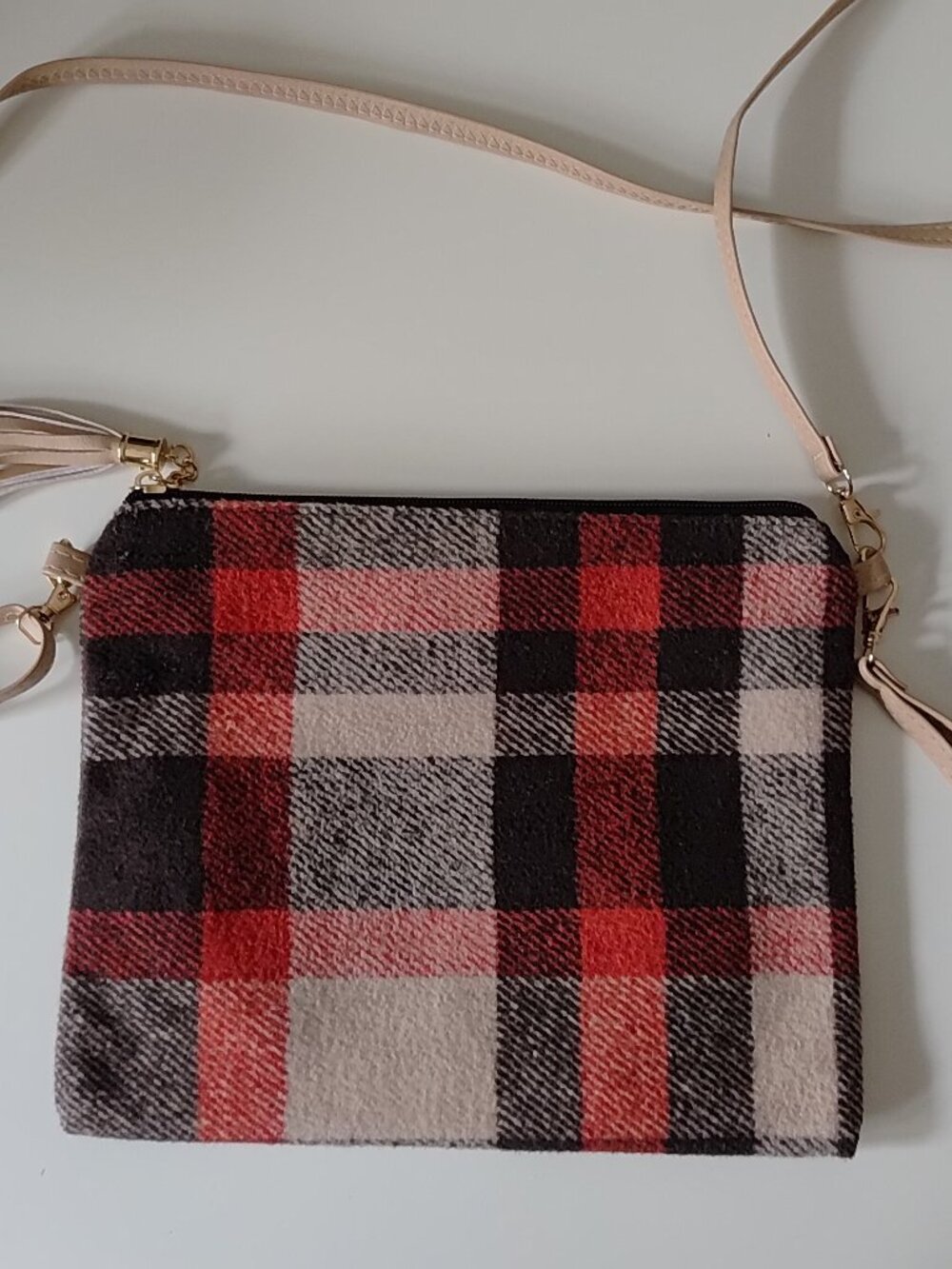Fabric Cross Body Bag 10.5 inch by 8,5 inch Plaid Pattern